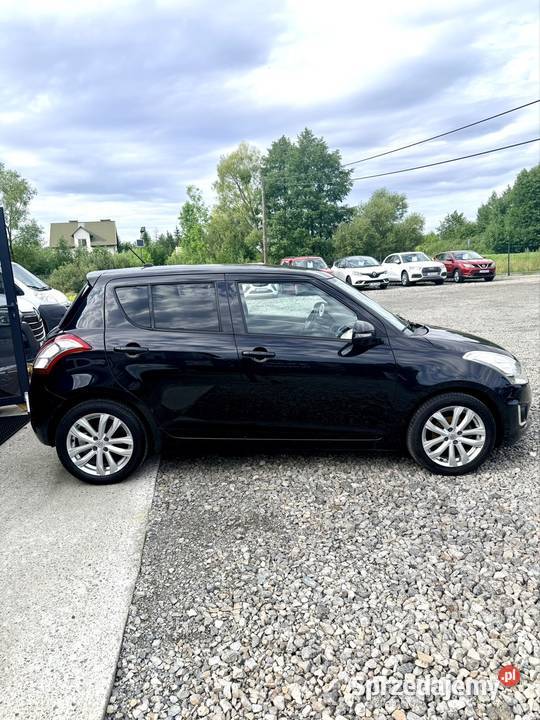 Suzuki Swift Benzyna 2013r czarny lubelskie Tomaszów Lubelski