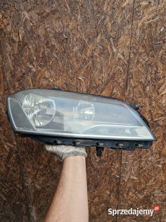 Vw passat B7 lampa reflektor prawy przód przód
