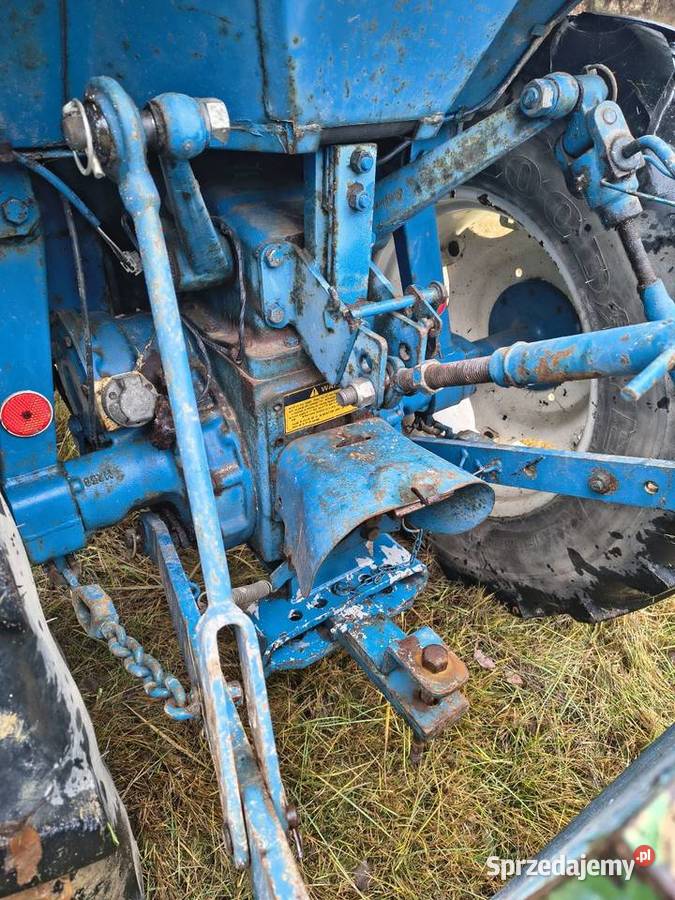 Traktor ciągnik FORD 1910 4WD Staszów