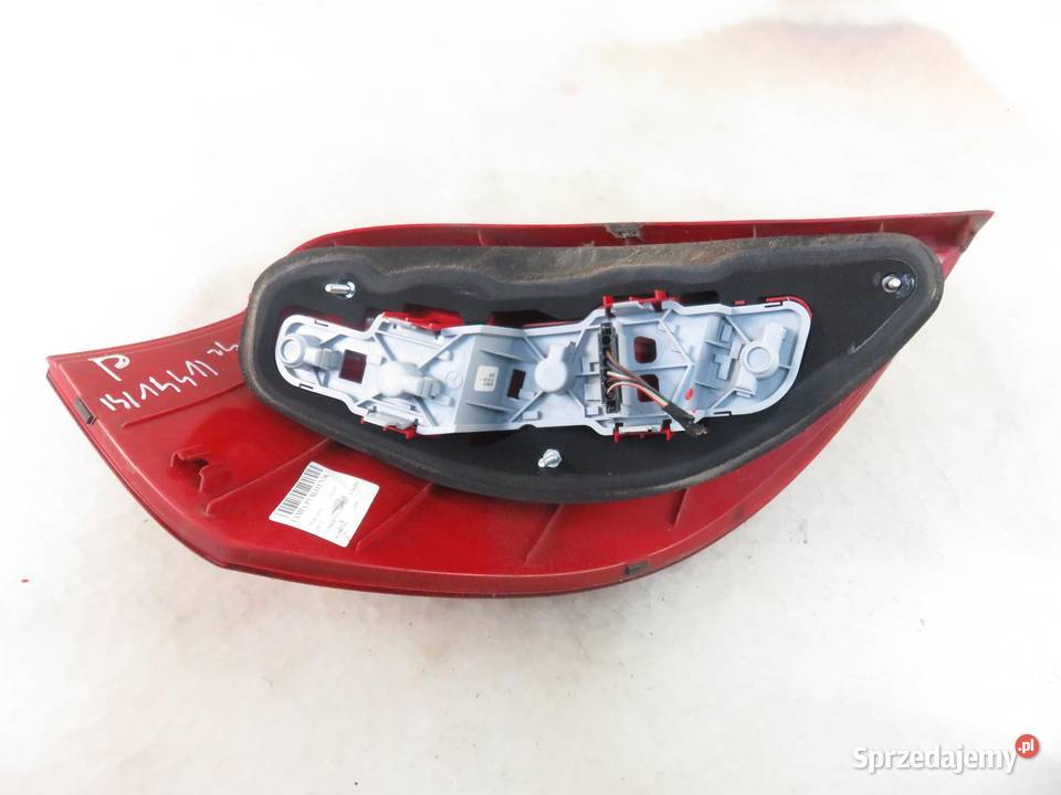 LAMPA PRAWA TYLNA MERCEDES A W169 A1698200464R