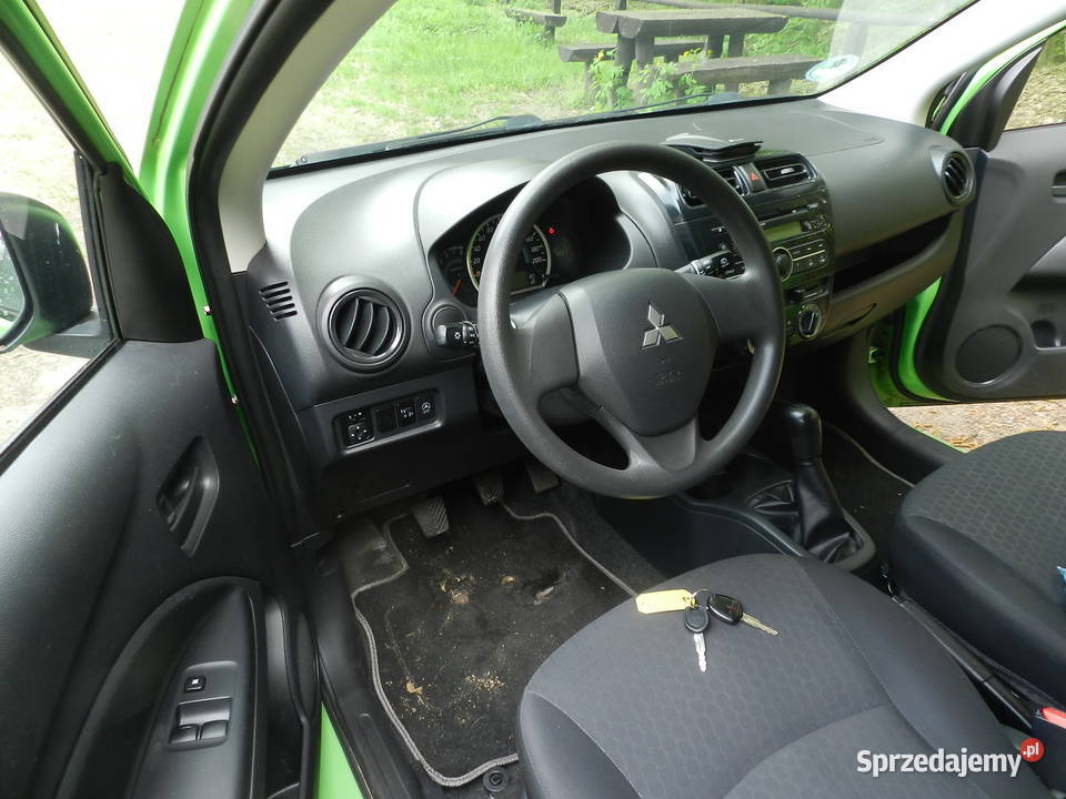 MITSUBISHI Space Star mały tani niezawodny CD