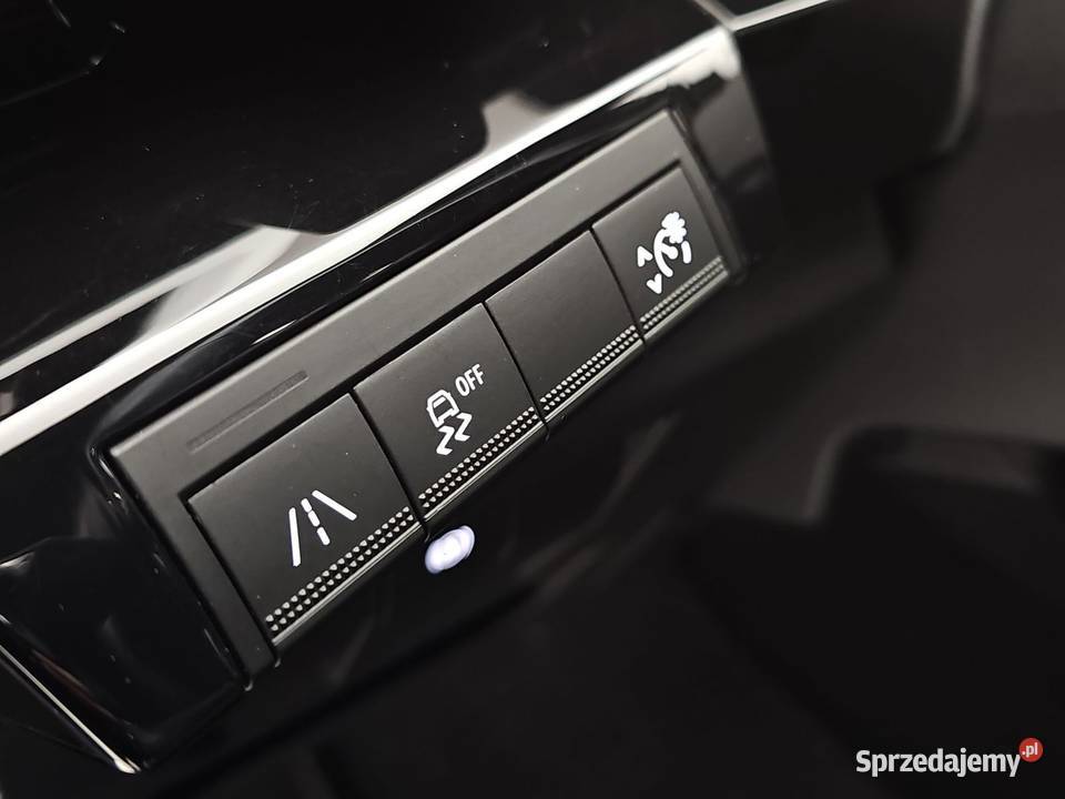 Austral 13 TCe mHEV Techno aut Rok produkcji 2024 mazowieckie sprzedam