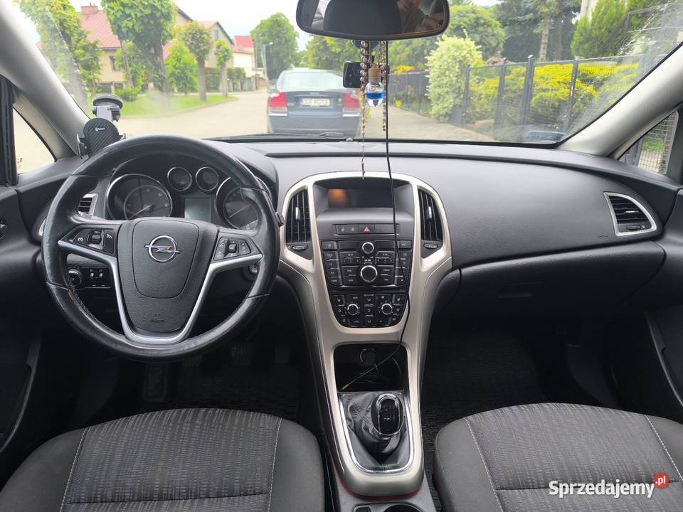 Opel Astra J 17 bluetooth Astra