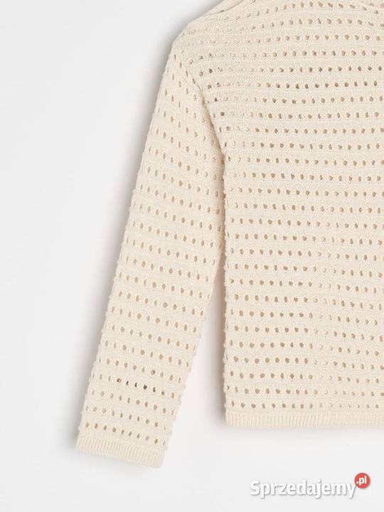 beżowy sweter Sinsay