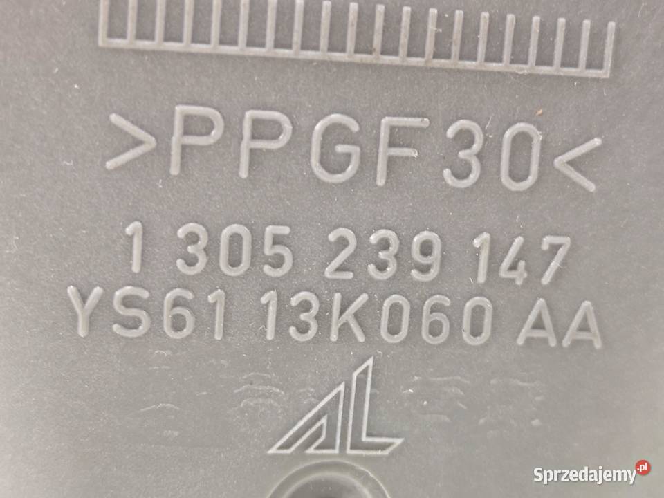 LAMPA PRAWY PRZÓD FORD FIESTA 9502 NOWA BOSCH sprzedam