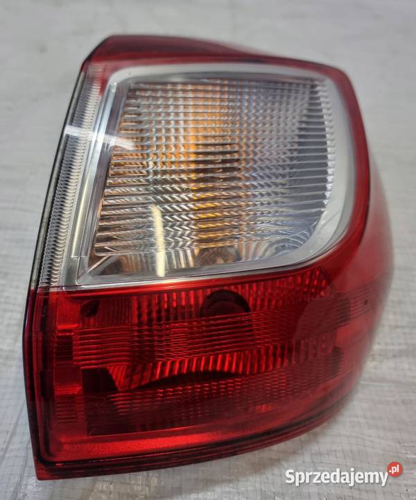 Ford C II MK2 GRAND LIFT AM5113404AF LAMPA TYLNA