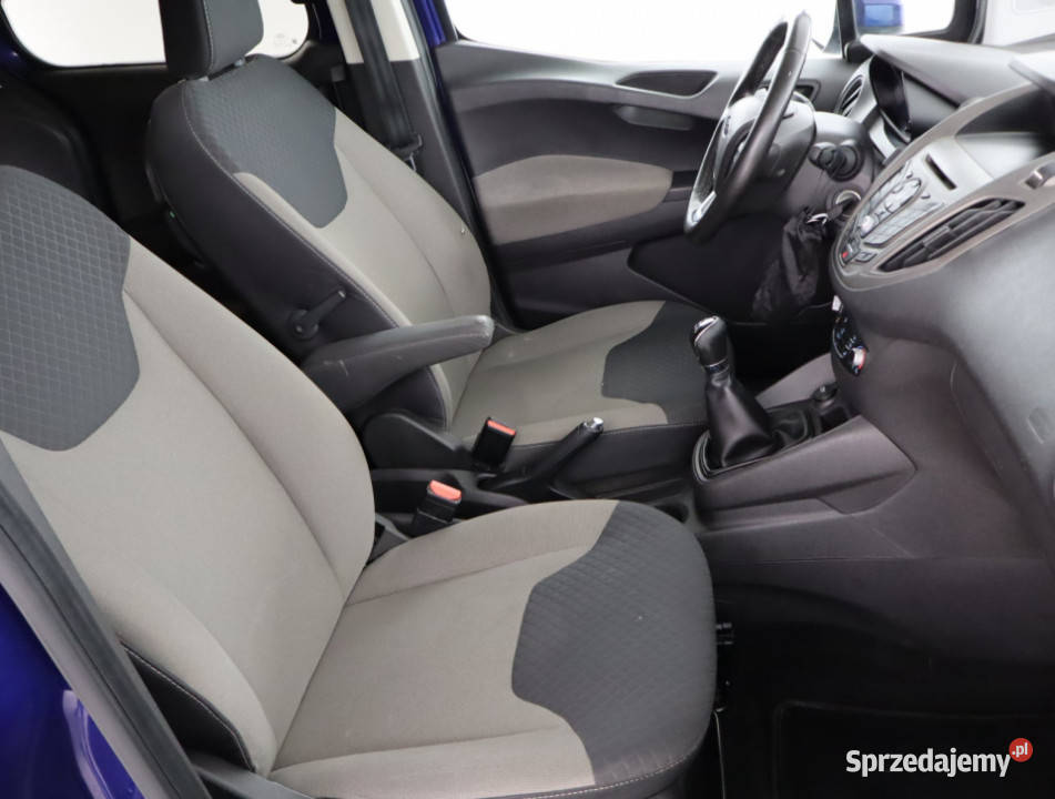 Ford Tourneo Courier 10 EcoBoost wspomaganie kierownicy