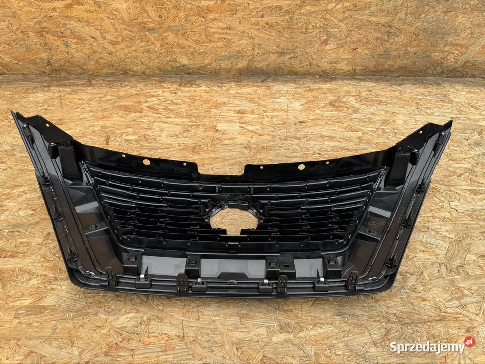 Grill atrapa chłodnicy Nissan xtrail t33 na