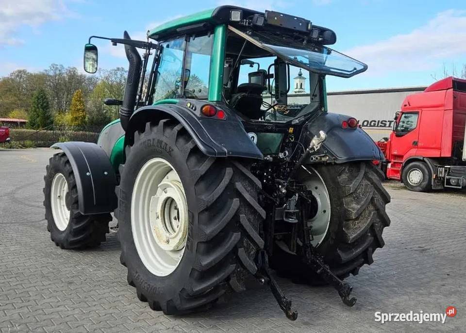 Ciągnik rolniczy VALTRA T171 161 John Deere Włocławek