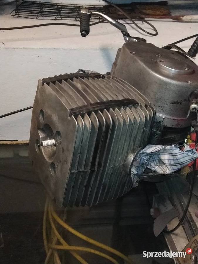 Śilnik MZ ETZ 250 1000000km sprzedam