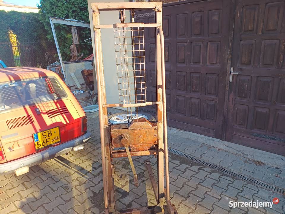 Wózek widłowypodnośnikowy sztaplarka