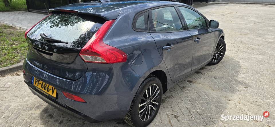 Volvo V40 2017 20 diesel automat automatyczna Poznań sprzedam