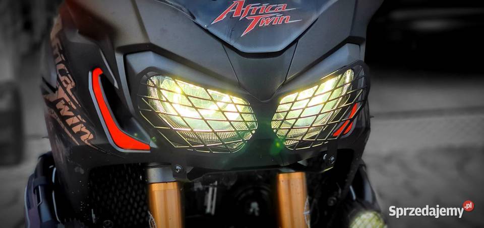Lamp cover dedicated to Honda Africa Twin CRF
