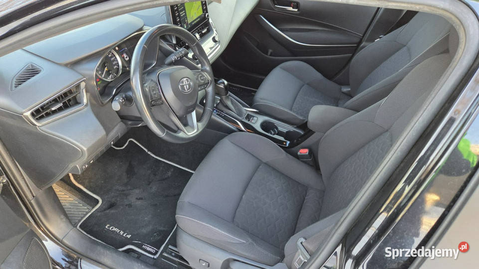 Toyota Corolla 18 HSD FVat 23 Ast Parkowani gniazdo USB Otwock Mały sprzedam