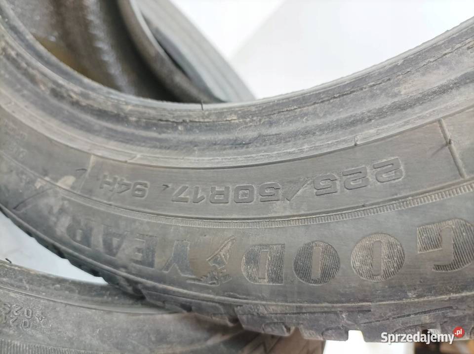 2x OPONA ZIMOWA GOODYEAR ULTRA GRIP 22550R17 50 świętokrzyskie sprzedam