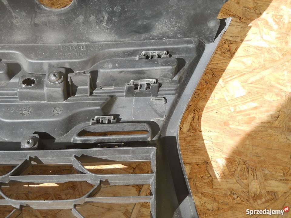 DACIA DUSTER LIFT ATRAPA GRILL Siechnice