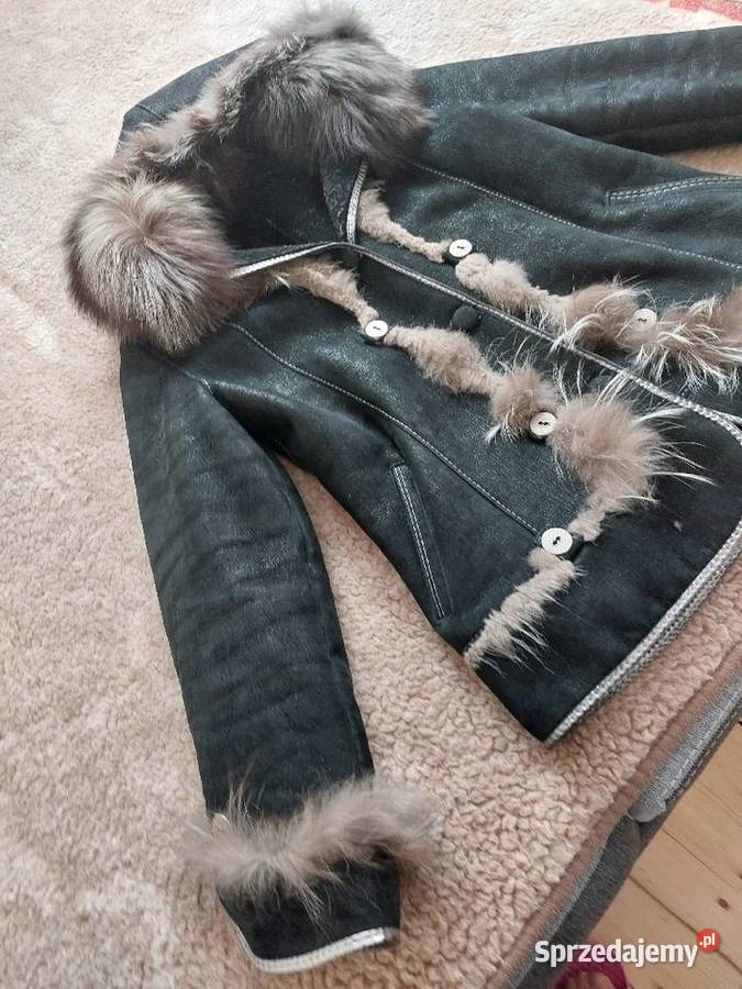 Kożuszek krótki czarny Psary