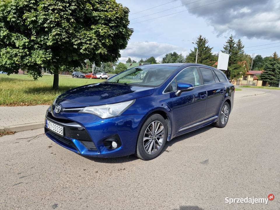 Toyota Avensis 20D4D 143 2015RPREMIUMNAVISALON garażowany Avensis Żyrardów