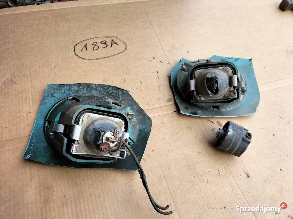 FORD MONDEO MK2 HALOGEN PRAWY LEWY RAMKA OSŁONA osobowe Kamień-Kolonia