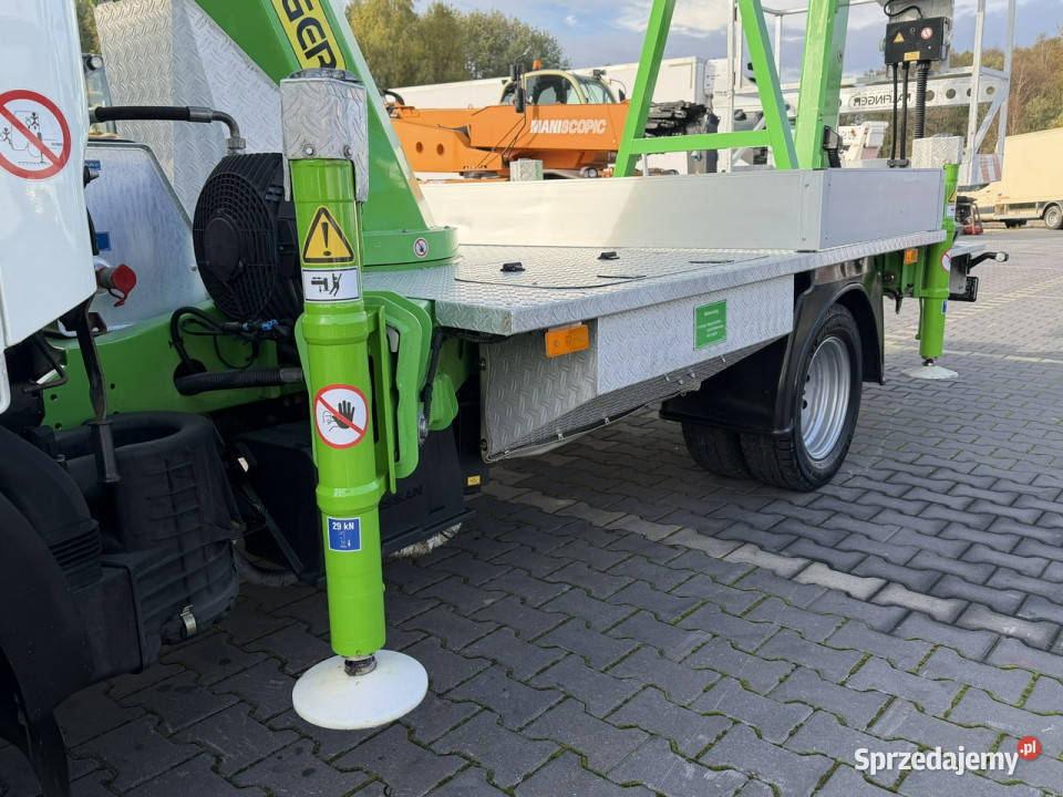 Nissan Cabstar Zwyżka Podnośnik Koszowy manualna świętokrzyskie Widełki