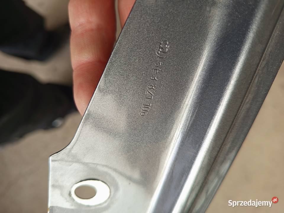 Błotnik prawy octavia 5e3 orginal Rzeszów sprzedam