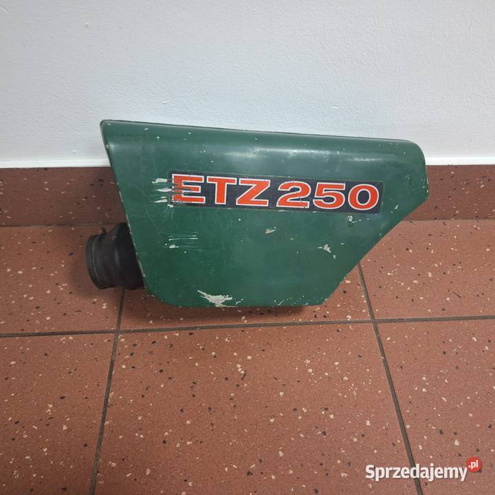 Boczek lewy MZ ETZ 250 podkarpackie Strzyżów