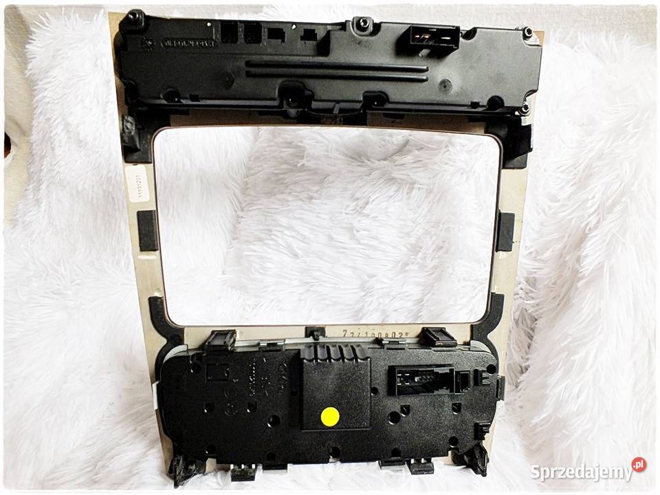 Ramka Panel sterowania klimatyzacją Mercedes