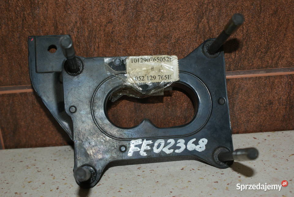 Podstawka gaźnika VW GOLF II JETTA II POLO 052 Białobrzegi