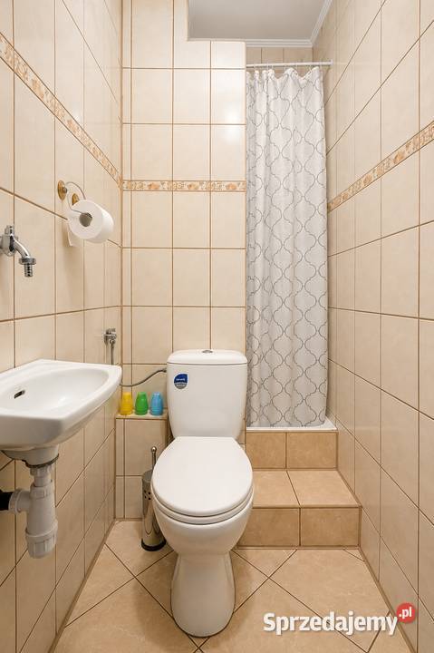 3 pokoje 6159 m balkon 2 piętro centrum Wołczyna internet Wołczyn