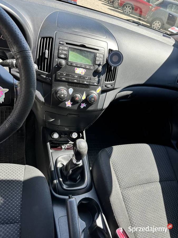 Hyundai i30 16 CRDi Polift Stan Serwis 5200 207000km Łódź