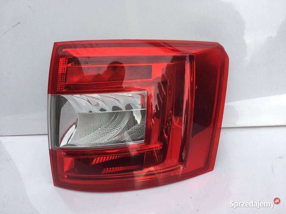 SKODA OCTAVIA 3 PRAWA LAMPA TYŁ LED