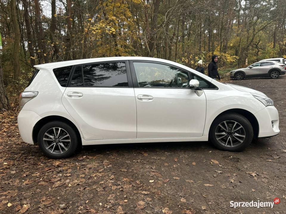 Toyota Verso Zadbany egzemplarz czujnik parkowania Poznań