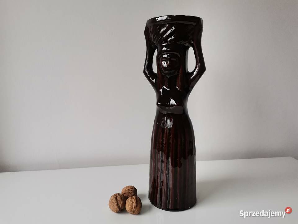 Stara figurka wazon Kobieta z Koszem ceramika