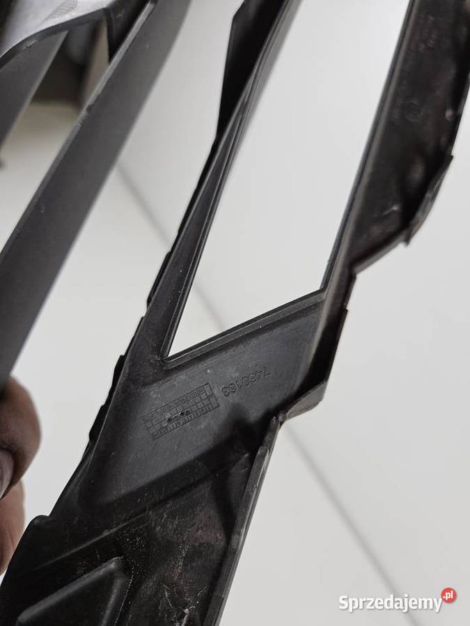 BMW 2 F45 LIFT LCI KRATKA LEWA ZDERZAKA PRZÓD Atrapy