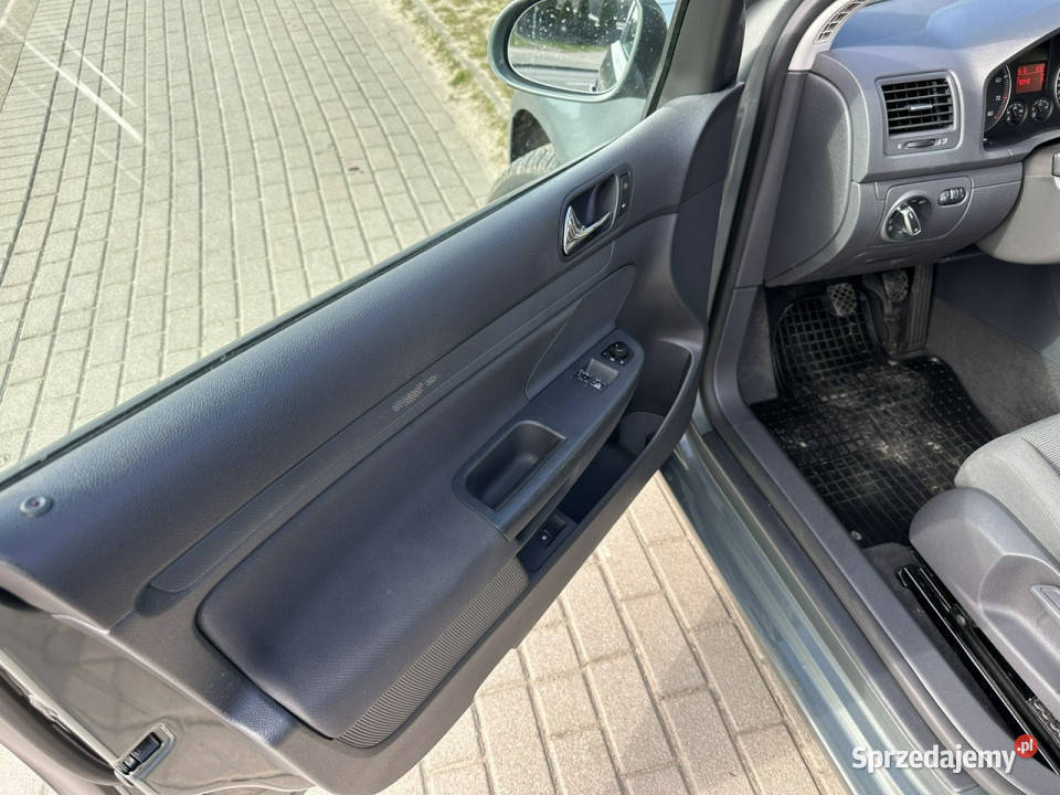 Volkswagen Golf 16 MPI 5 drzwiCLIMAtic isofix gniazdo USB Golf Wejherowo sprzedam