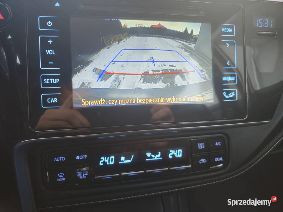 Ładna Toyota Corolla 2018r Góra