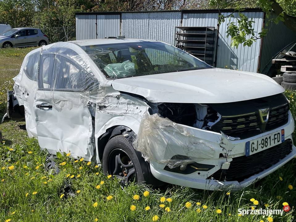 Dacia sandero III 1.0tce  rozbita - po opłatach