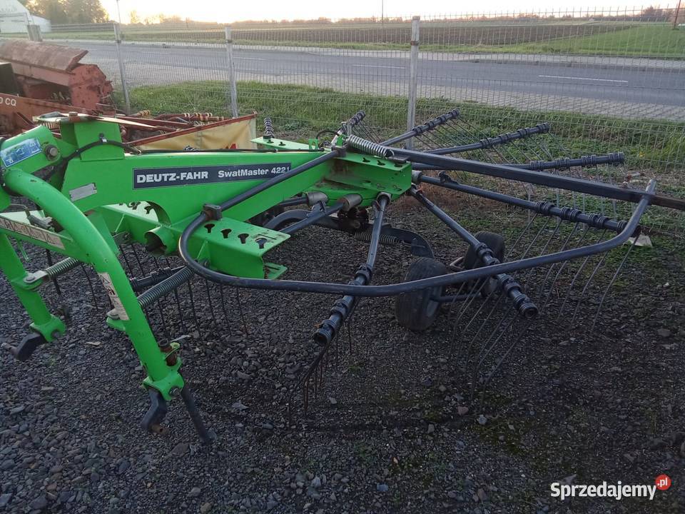 Zgrabiarka deutzfahr kuhn Zgrabiarki i przetrząsacze Krobusz sprzedam