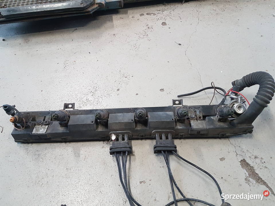 BMW 320 520 E36 E34 20 24V WTRYSK PALIWA Turek