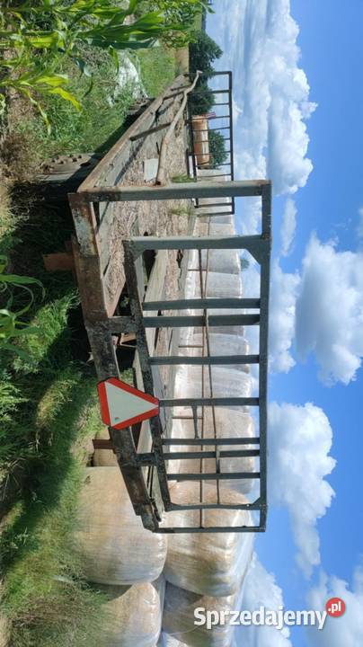 Przyczepaprzyczepy do slomy pomorskie Niedamowo