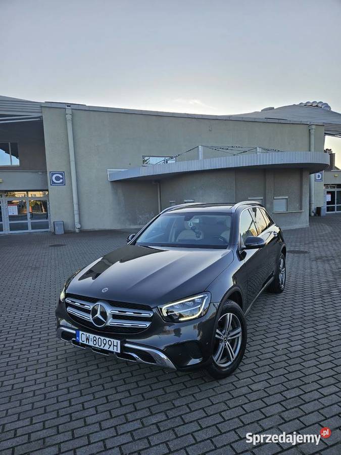 Sprzedam Mercedesa GLC 300 4Matic automatyczna