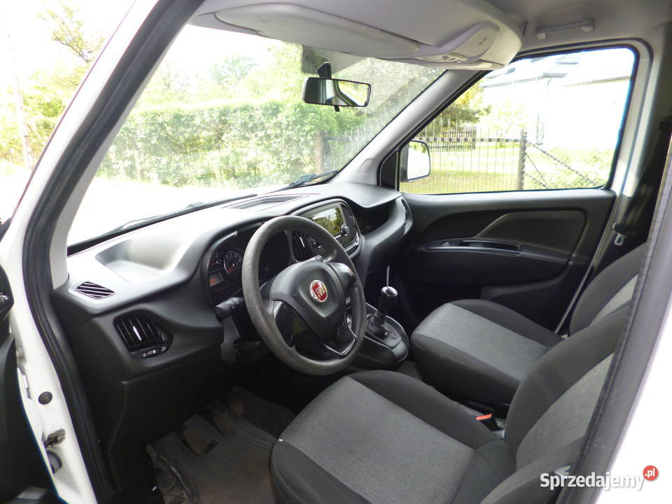 Fiat Doblo 13JTD 5osobowy Klimatyzacja HAK hak Sadowne