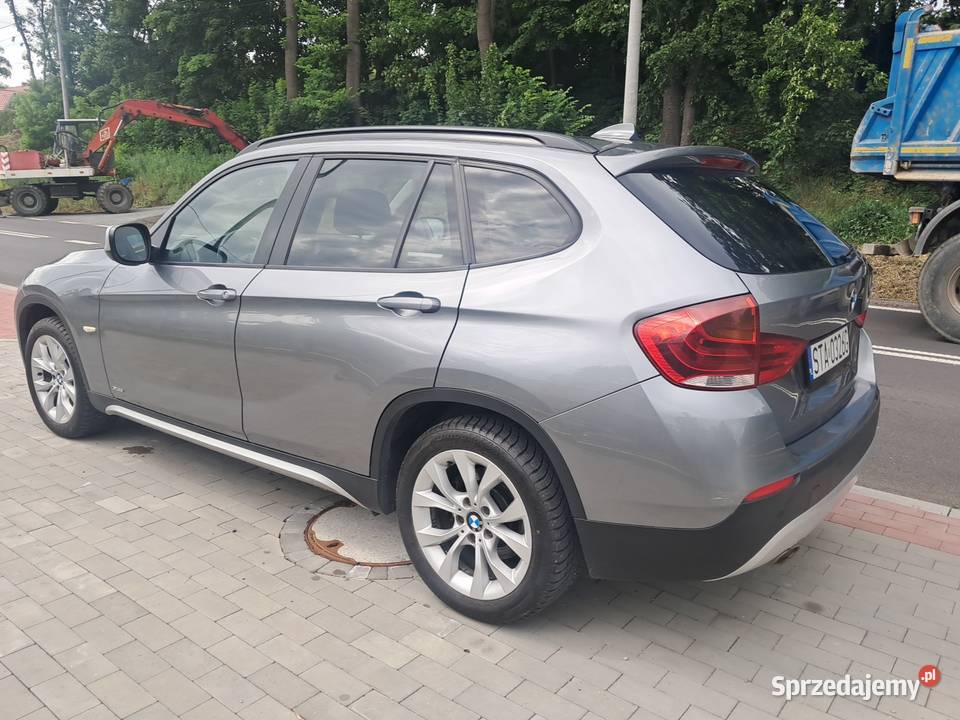BMW X1 xDrive18d Sport Line lakier metallic Zawada