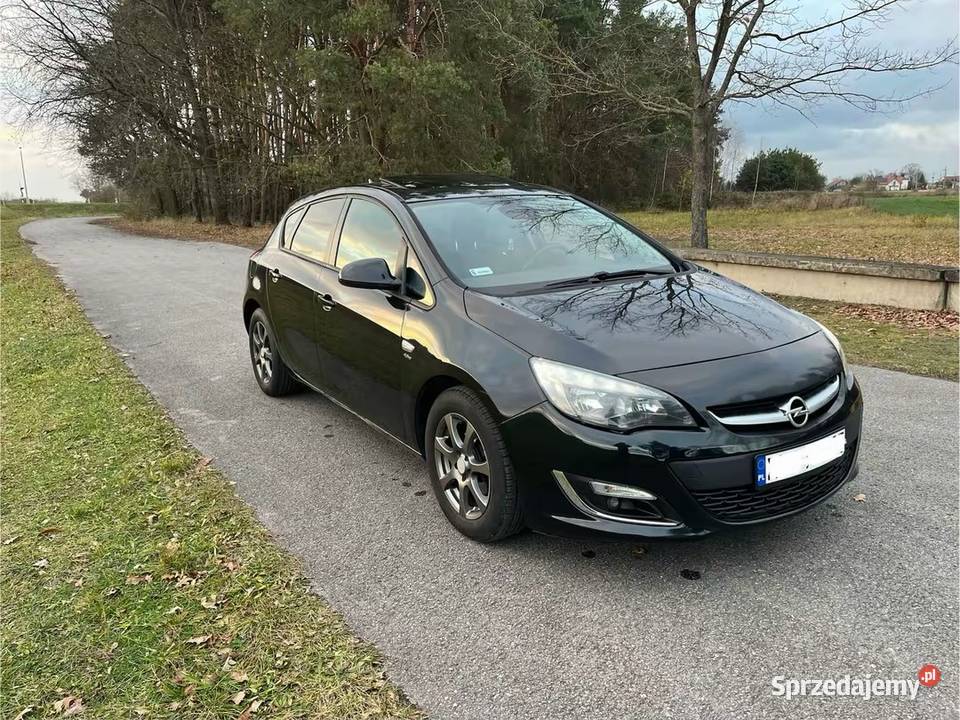Opel Astra J 14 2013r Mielec sprzedam