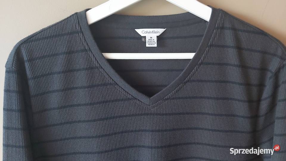 Sweter Calvin Klein rozmiar M sprzedam