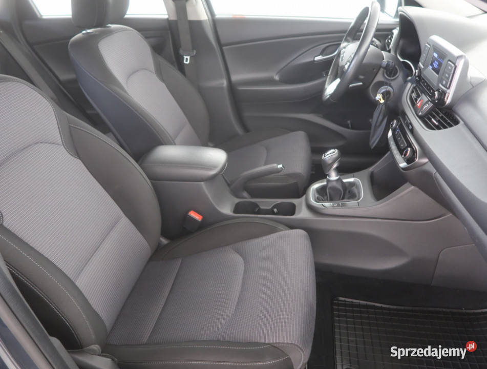 Hyundai i30 16 CRDi nieuszkodzony dolnośląskie Bielany Wrocławskie sprzedam