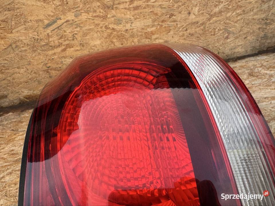 Lampa tył prawa rh volkswagen golf 6 VI HB Lampy tylne Oświetlenie wielkopolskie Międzychód