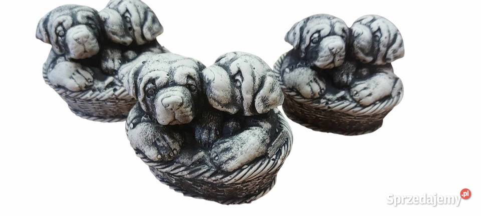 Pieski gipsowe piesek w koszyku figurka psa łódzkie Łódź