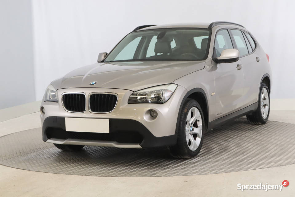 BMW X1 xDrive18d czujnik deszczu Samochody osobowe Zabrze