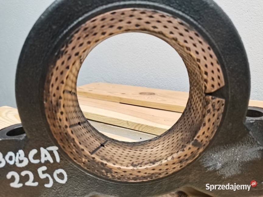 Bobcat T 2556 Wspornik osi 27825001619 Wilkowo sprzedam